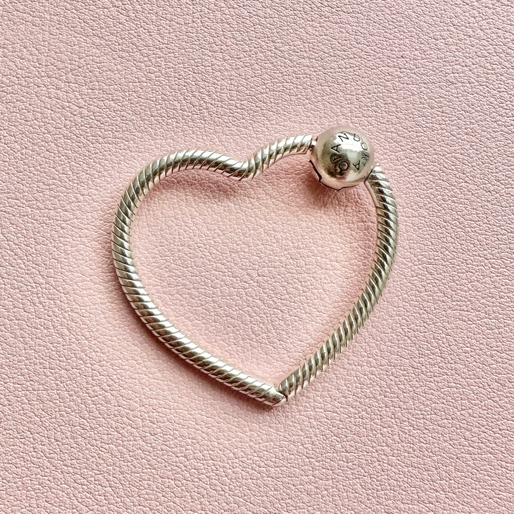 Pandora Heart Charm Holder